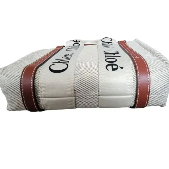 Chloé Woody Small Tote Handbag - Picture 10 of 17